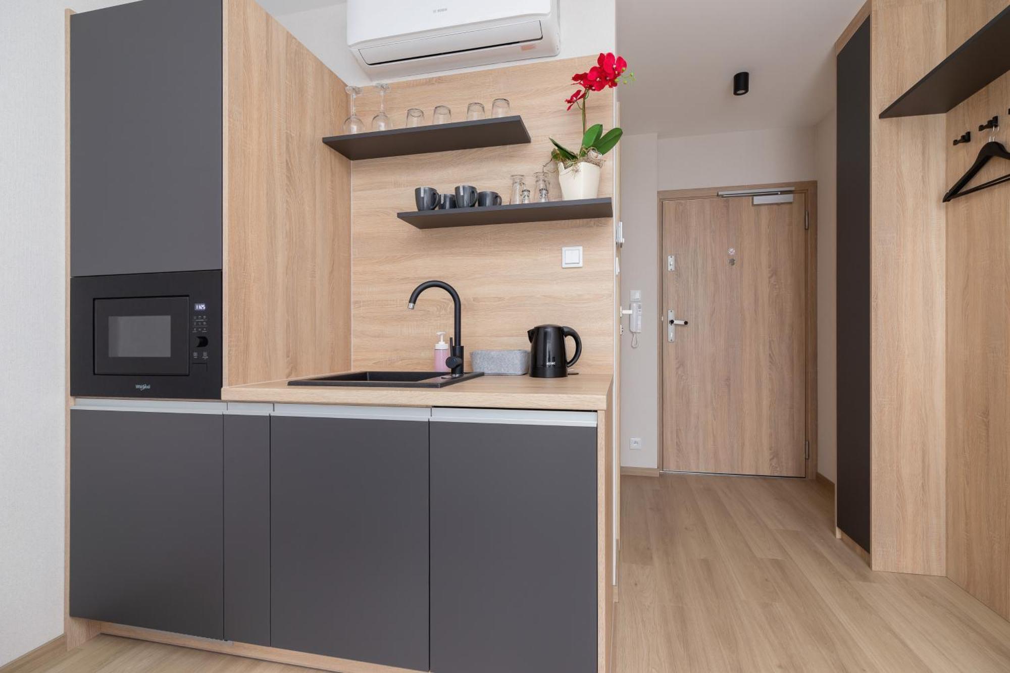 Modern Studios With Air Conditioning In Downtown Krakow By Noclegi Renters Eksteriør billede